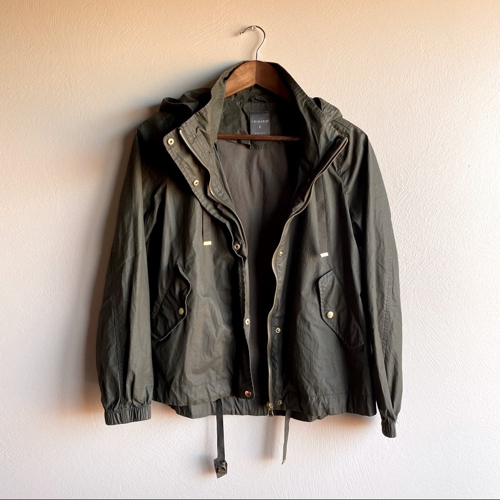 VTG Army green windbreaker